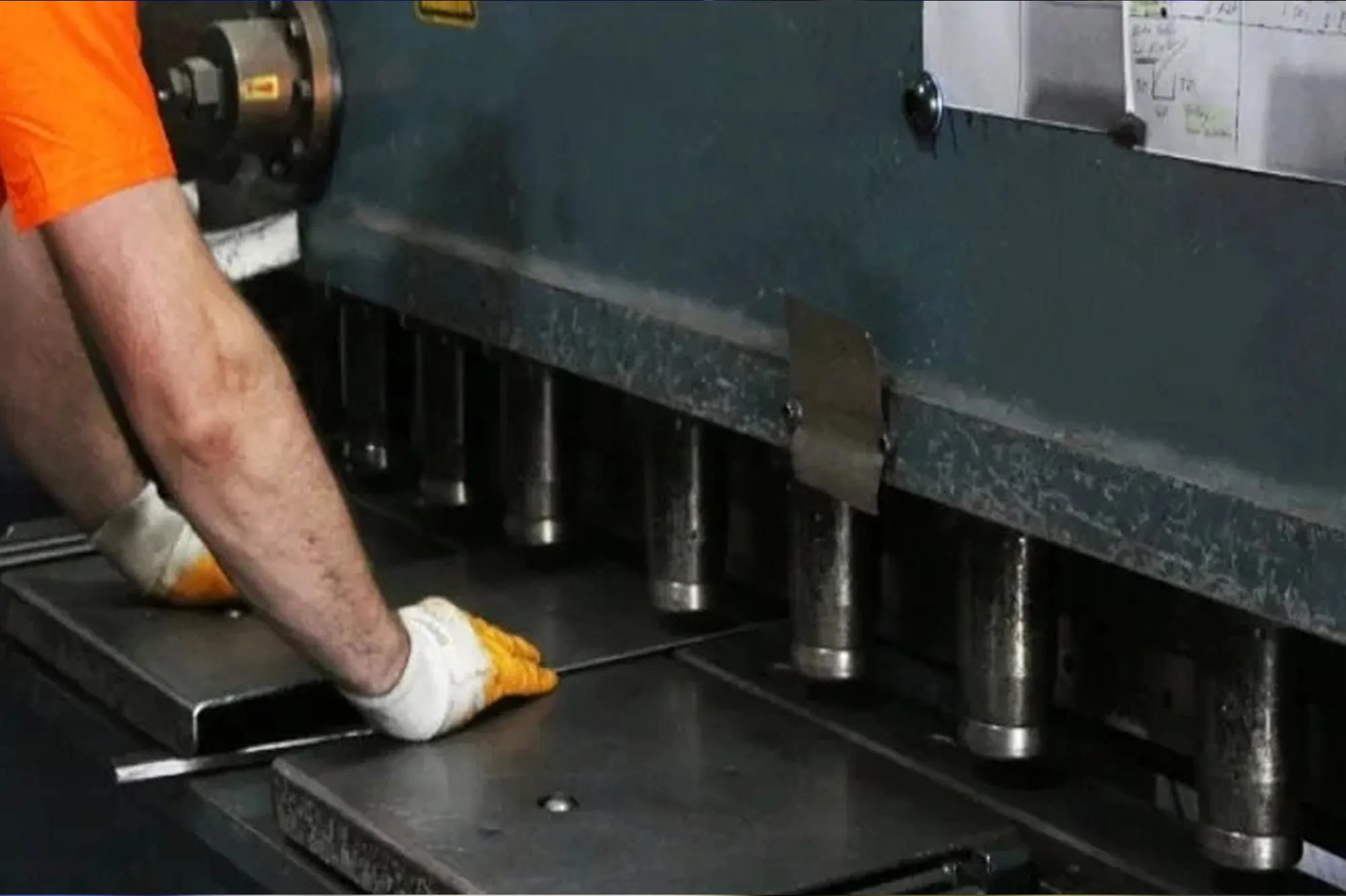 Adana Giyotin Kesim Adametsan